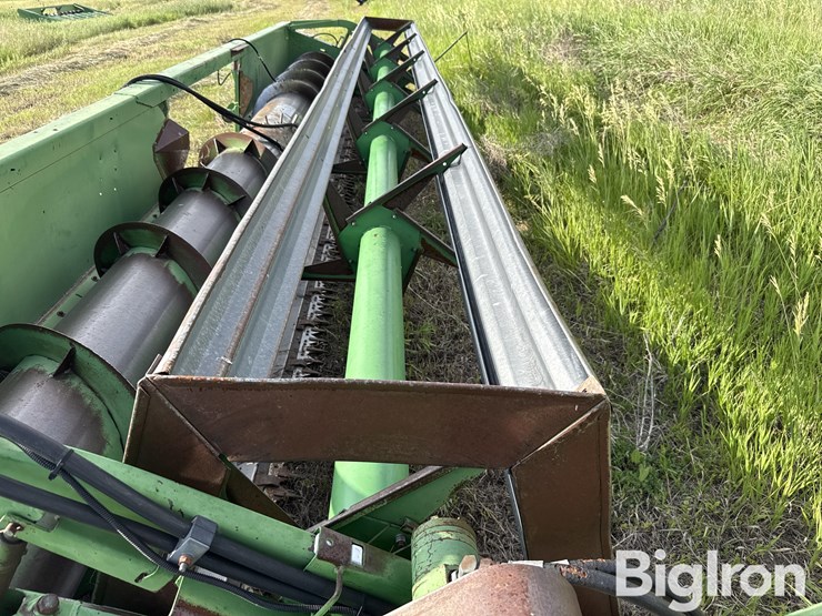1988-john-deere-924-image-11