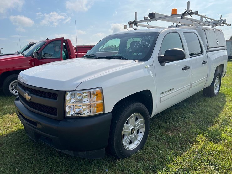2010-chevrolet-silverado-image-1