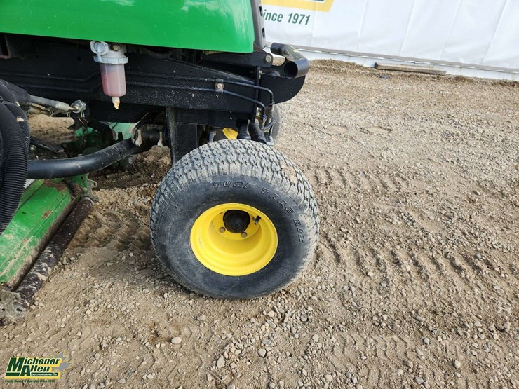 john-deere-3225c-image-13