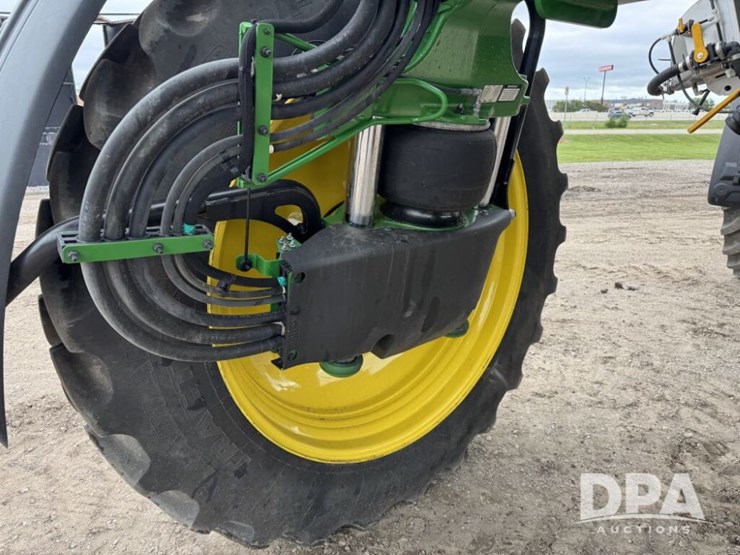 2023-john-deere-412r-image-34
