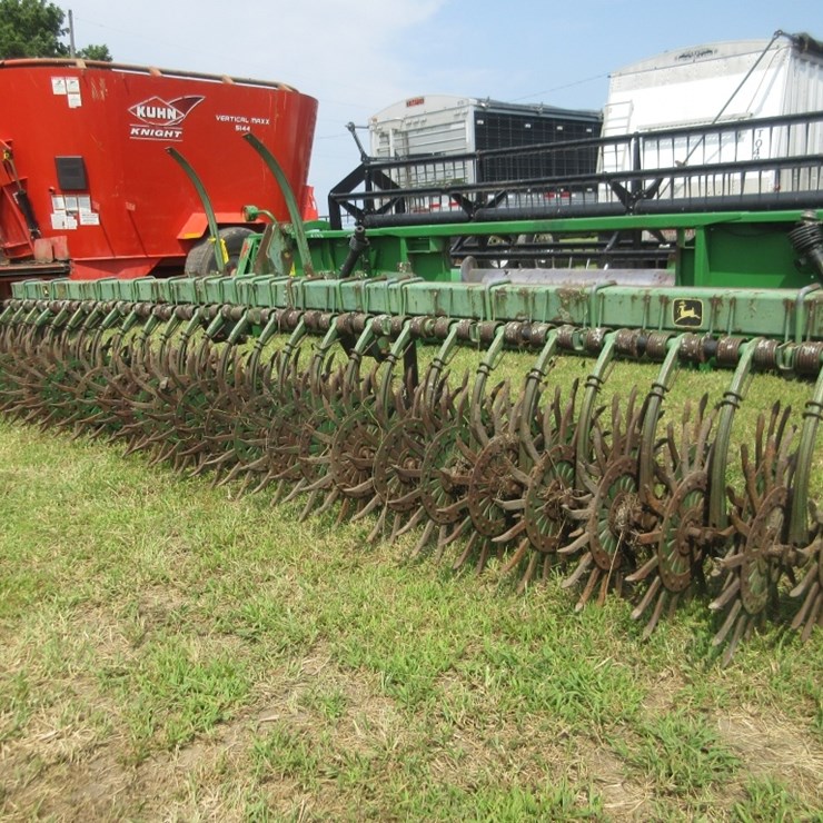 JOHN DEERE 400