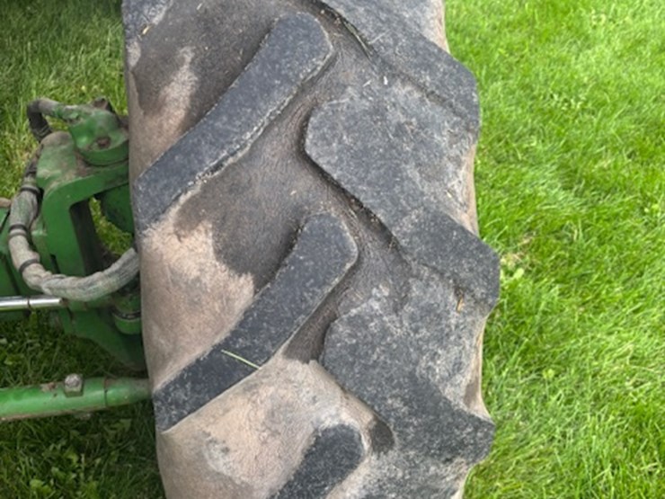 john-deere-6810-image-13
