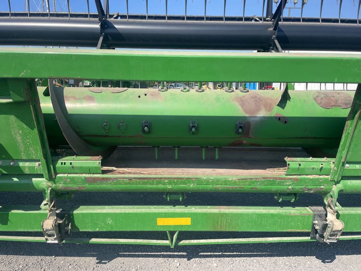 2012-john-deere-635f-image-10
