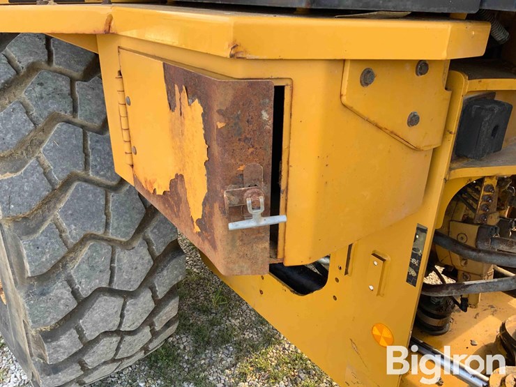 2014-caterpillar-924k-image-13
