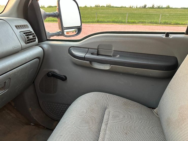 2006-ford-f250-xl-image-52