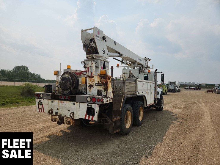 2007-international-workstar-7500-image-4