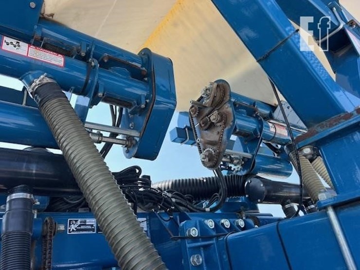 2008-kinze-3800sds-image-51