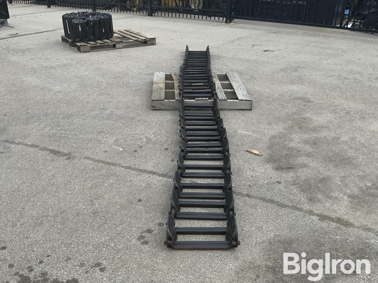 grouser-over-the-tire-skid-steer-tracks-image-8