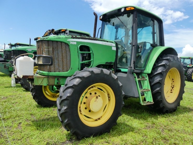 john-deere-7130-image-2