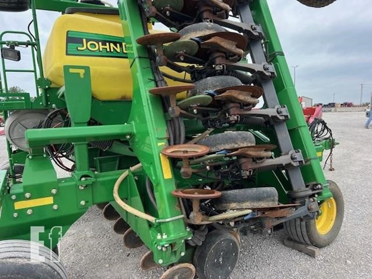 2018-john-deere-1990ccs-image-39