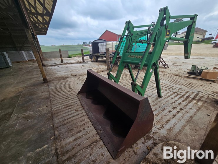 john-deere-740-image-1