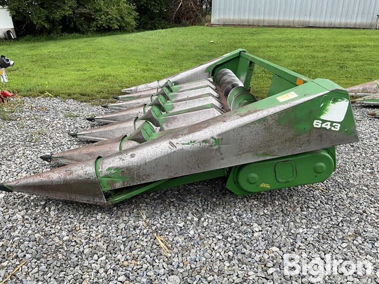 1982-john-deere-643-image-8