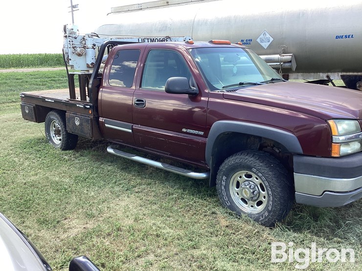 2003-chevrolet-silverado-2500-image-4