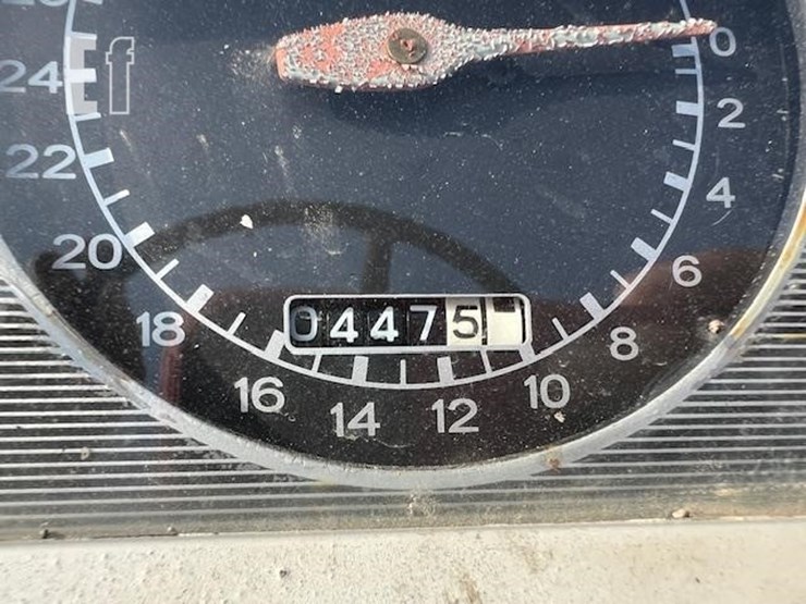 ford-5000-image-38