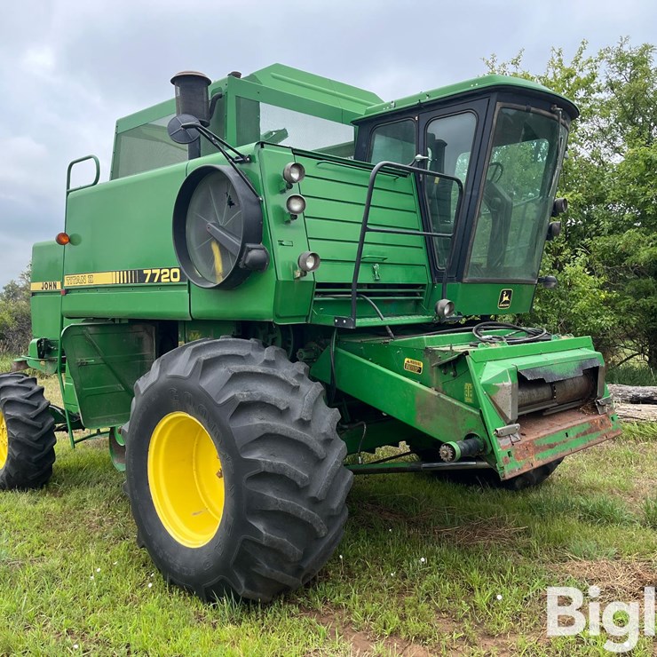 1988 JOHN DEERE 7720
