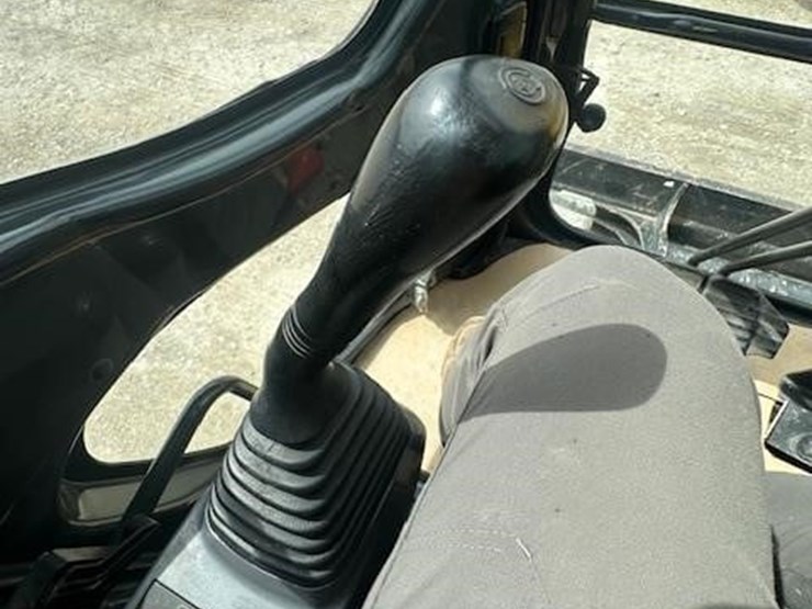komatsu-pc78mr-6-image-20