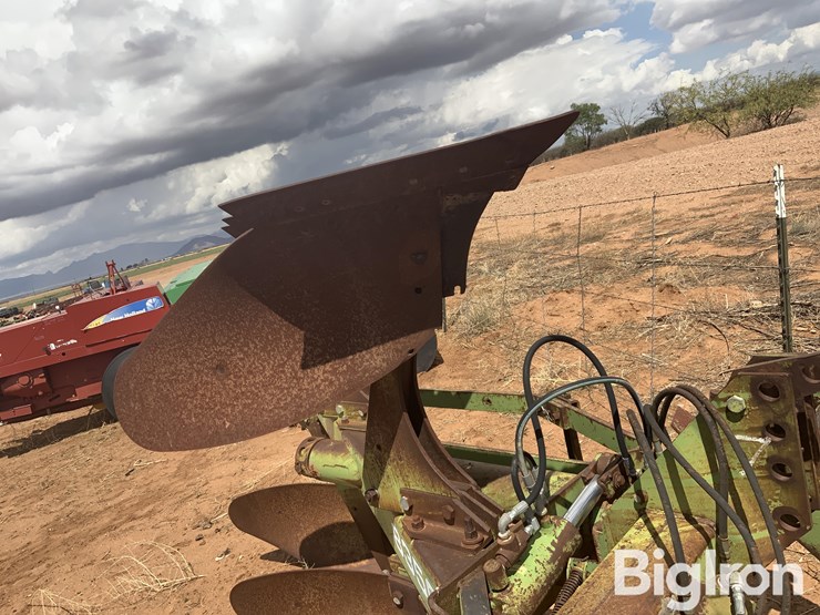 john-deere-8350-image-10
