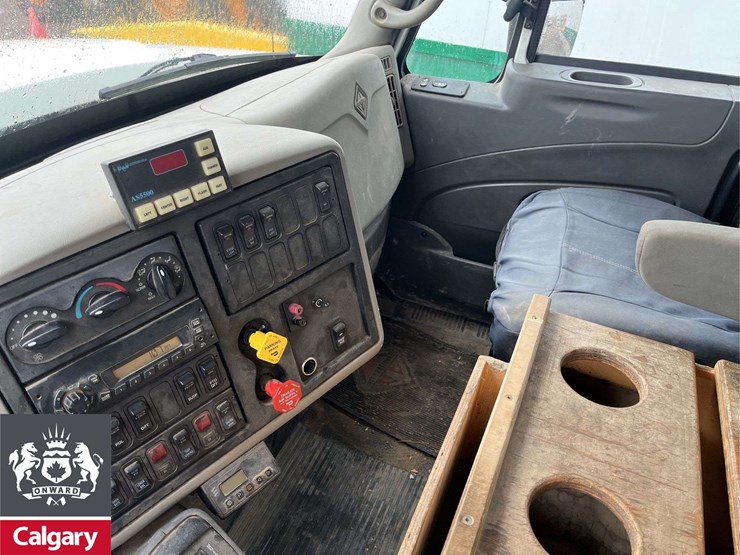 2011-international-workstar-7500-image-6