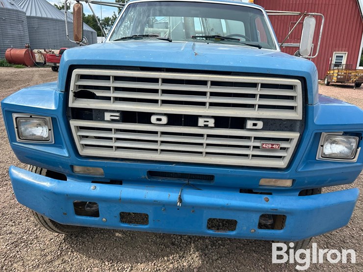 1982-ford-f700-image-17