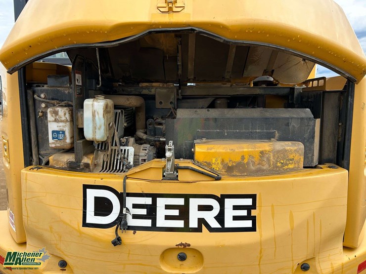 2014-deere-85g-image-22