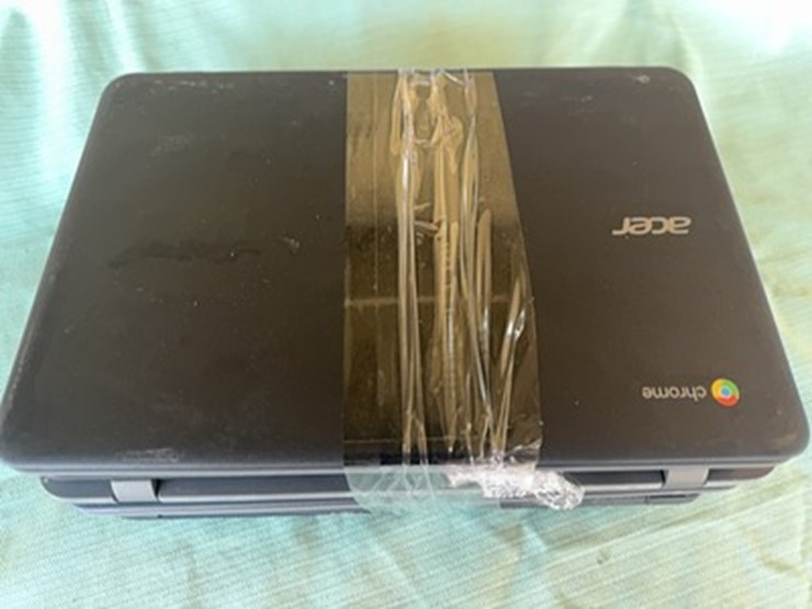 lot#-----chrome-books-image-2