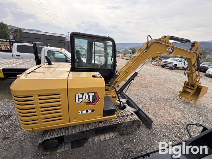 2014-caterpillar-305.5e-image-4