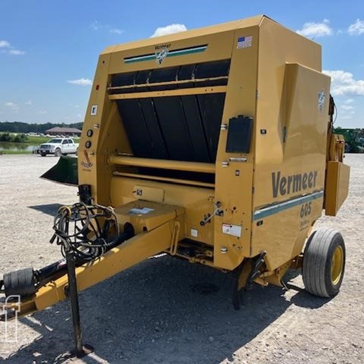 1999 VERMEER 605L