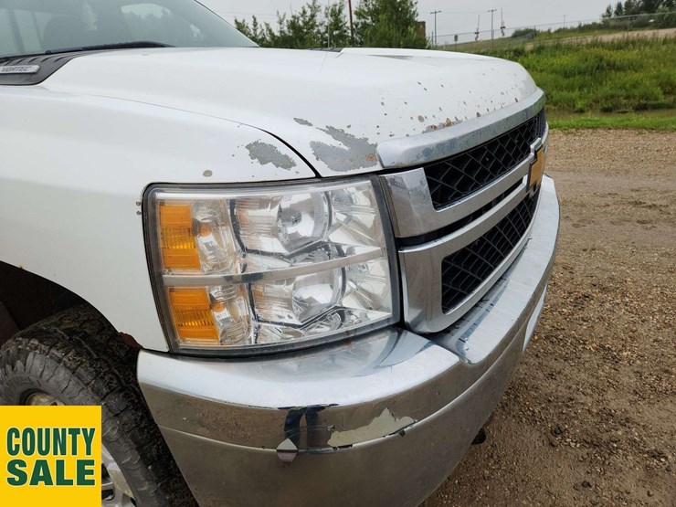 2012-chevrolet-silverado-2500hd-lt-image-47