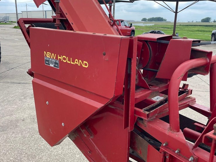 new-holland-311-image-18