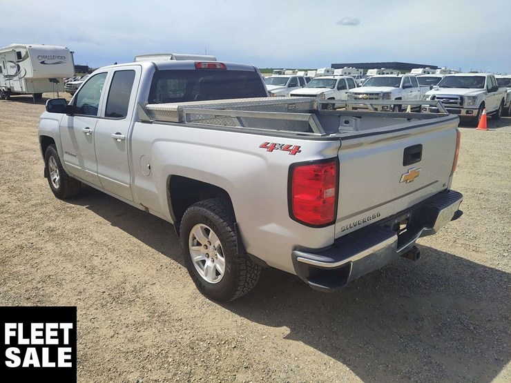 2018-chevrolet-silverado-1500-image-3