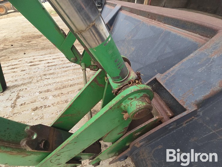 john-deere-740-image-12