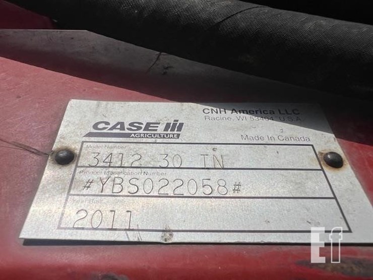 2011-case-ih-3412-image-36