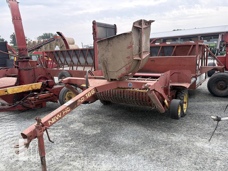 new-holland-166-image-1