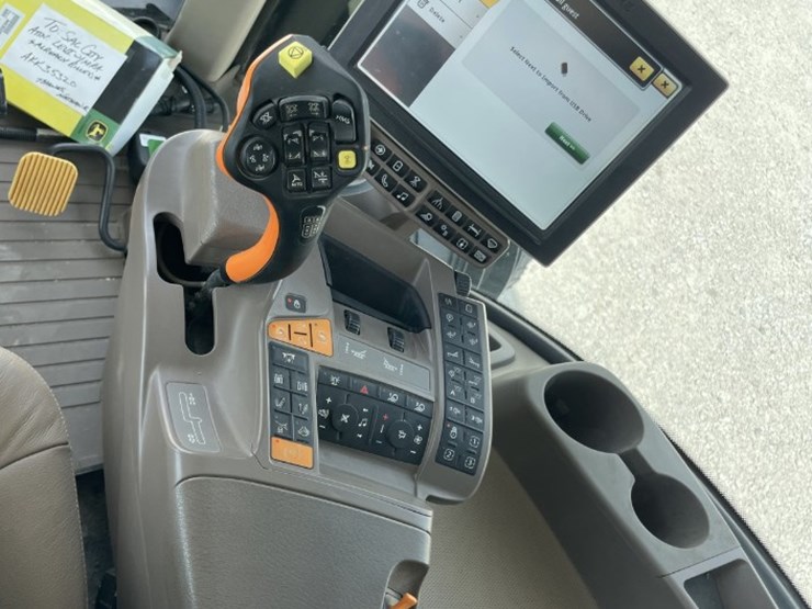 2021-john-deere-f4365-image-14