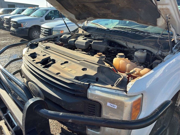 2017-ford-f350-image-14