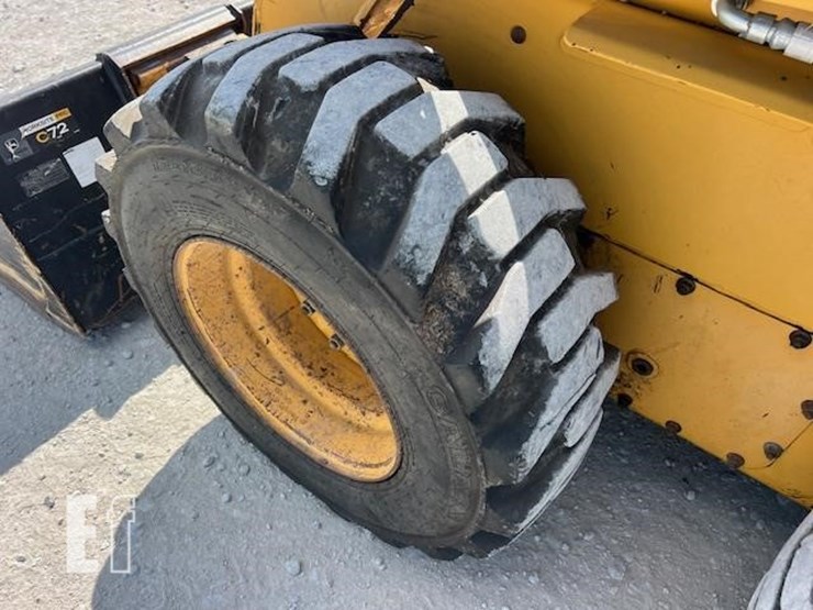 deere-250-image-16