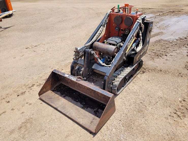 2005-ditch-witch-sk350-image-1