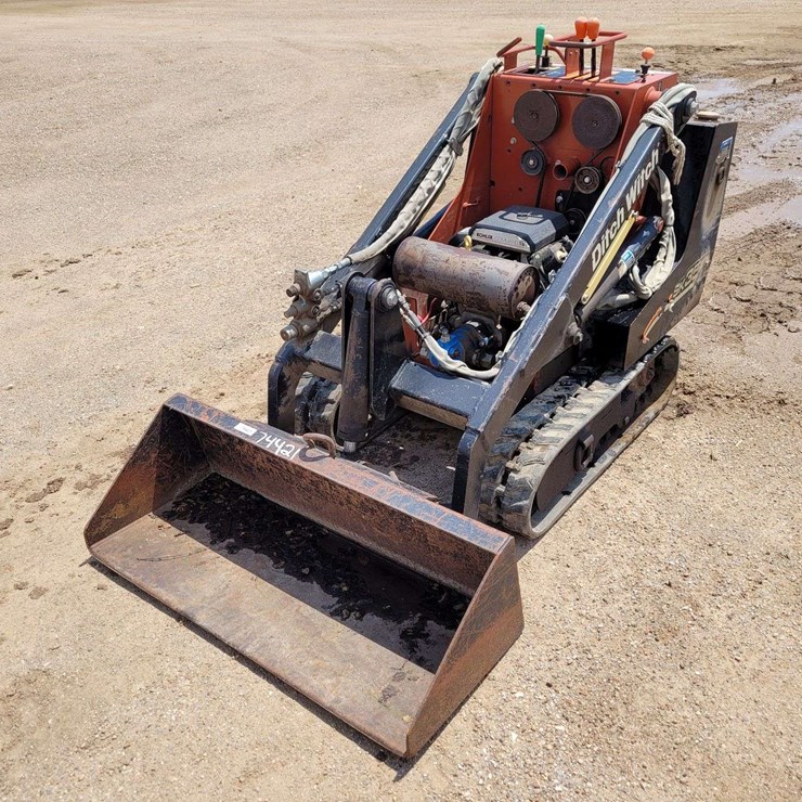 2005 DITCH WITCH SK350