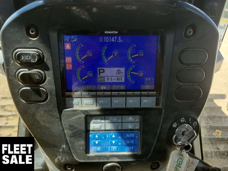 2013-komatsu-d65px--17-image-9