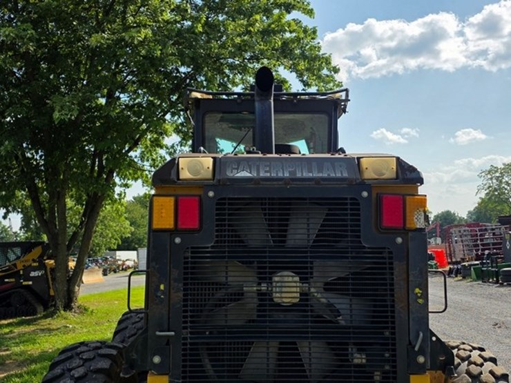 2009-caterpillar-140m-vhp-image-28
