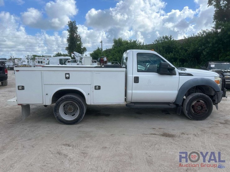 2015-ford-f550-image-18