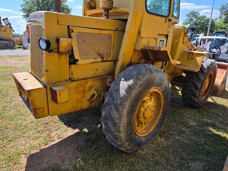 1977-caterpillar-910-image-16