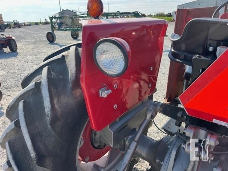 massey-ferguson-175-image-22
