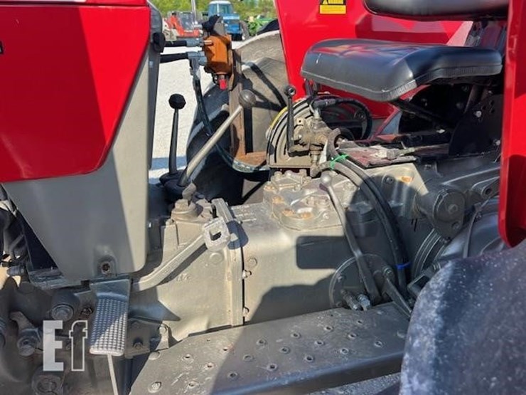massey-ferguson-175-image-32