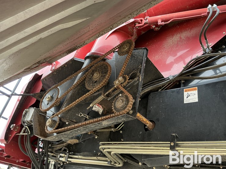 2011-case-ih-6088-image-19