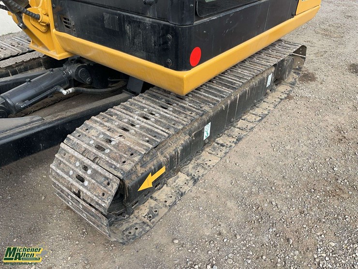 caterpillar-305-image-12