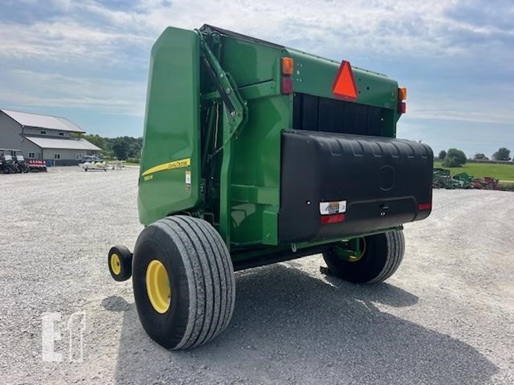 john-deere-560m-image-6