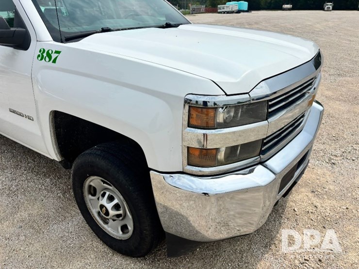 2015-chevrolet-2500hd-image-42