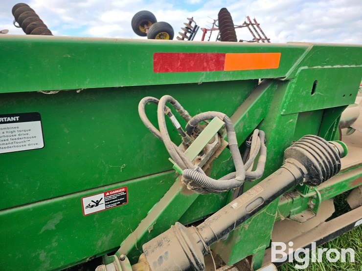 2010-john-deere-608c-image-10