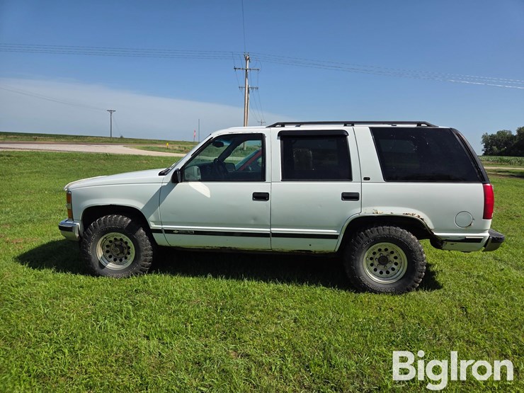 1997-chevrolet-tahoe-image-8